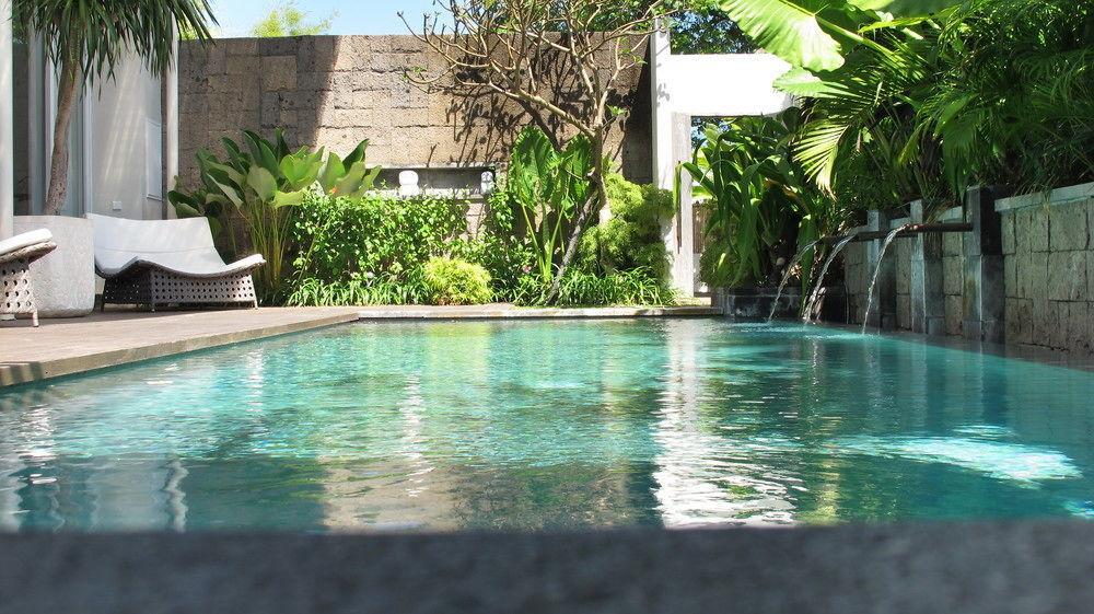 Hu'U Villas Seminyak Exterior foto
